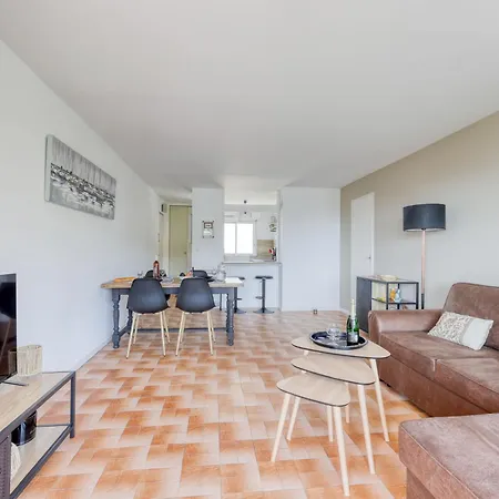 Appartamento Le Fidji-1 By Interhome